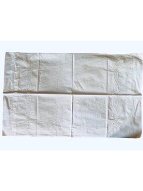 Madeira Embroidered Pillowcase Pair With Envelope Closure & Buttons VTG